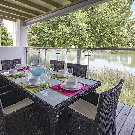 Howells Mere 88, Tranquility P Somerford Keynes Dış mekan fotoğraf